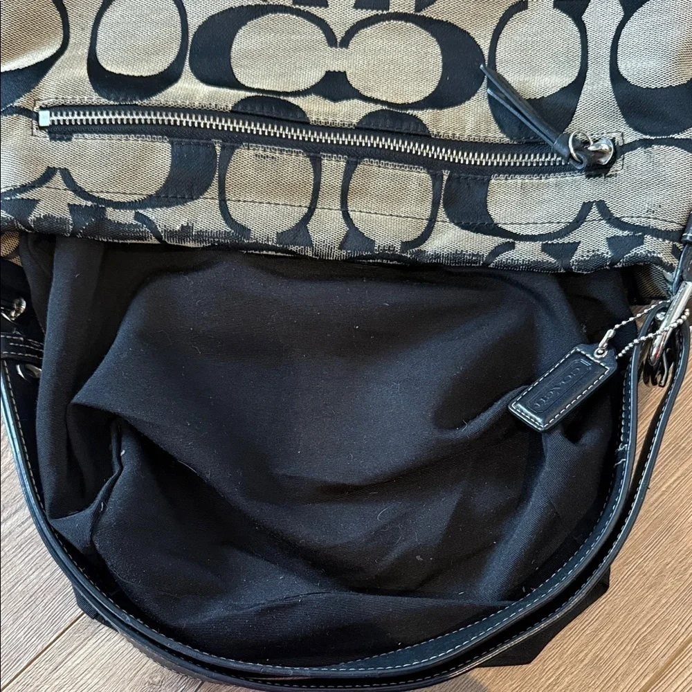 Coach Black and Brown Signature Shoulder Bag Slouchy worn purse designer